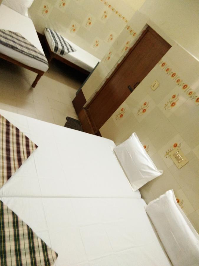 Hotel Sriram Lodge Tirupati Extérieur photo